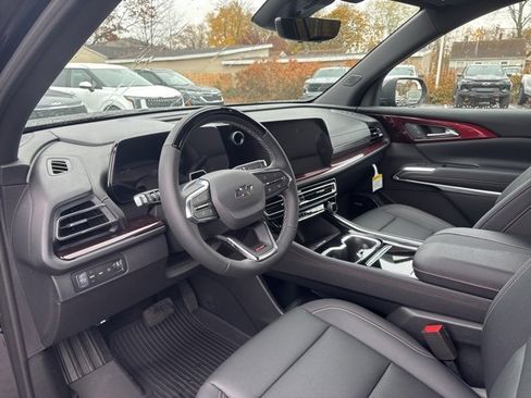 New 2026 Chevrolet Traverse Z71 w/ Enhanced Driving Package image 10