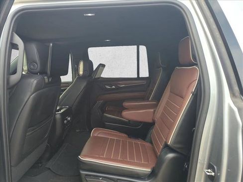 Used 2023 GMC Yukon XL Denali Ultimate image 18