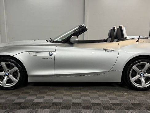 Used 2012 BMW Z4 sDrive28i image 7