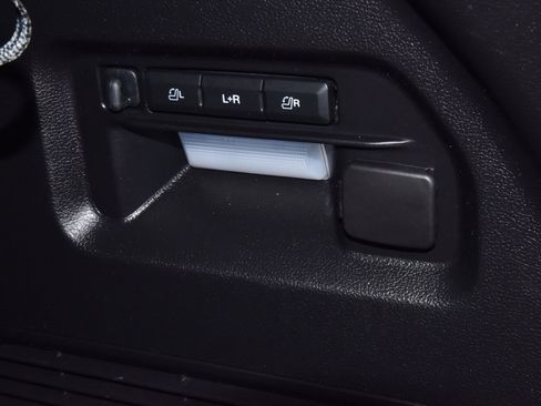 Used 2021 Ford Explorer Limited w/ Equipment Group 301A image 38