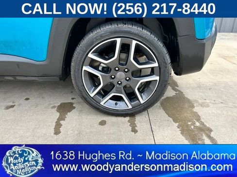 Used 2020 Jeep Renegade Latitude w/ Popular Equipment Group FWD image 7