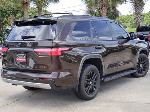 Used 2024 Toyota Sequoia Limited AWD/4WD image 2