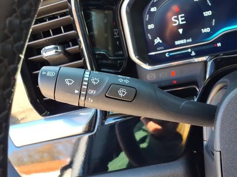 Used 2024 Chevrolet Silverado 1500 LTZ w/ Z71 Off-Road Package image 29