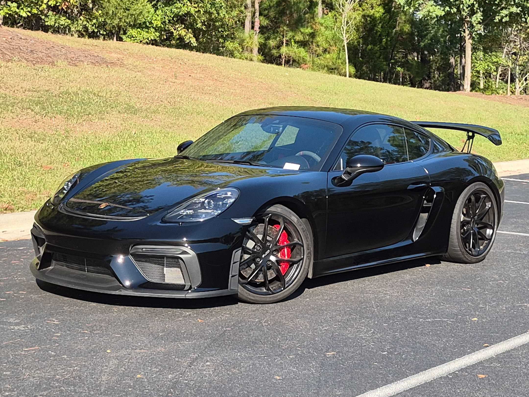 Certified 2020 Porsche 718 Cayman GT4 RWD image 1