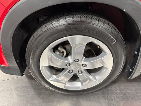 Used 2016 Honda HR-V LX image 2