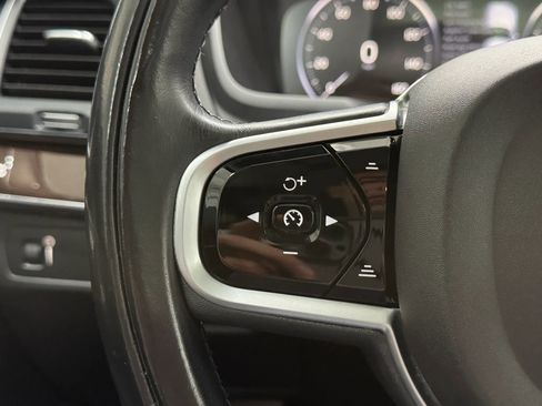 Used 2019 Volvo XC90 T6 Momentum w/ Advanced Package image 24