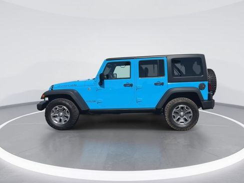 Used 2018 Jeep Wrangler Unlimited Rubicon w/ Connectivity Group AWD/4WD image 5