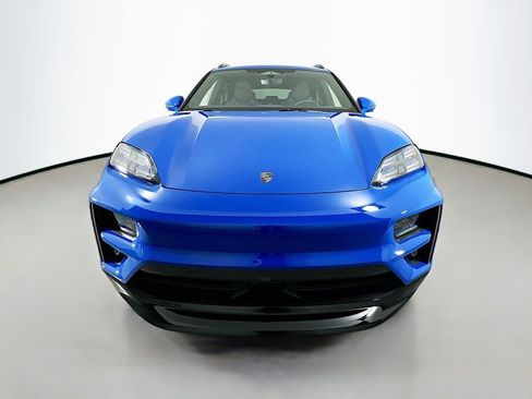 New 2026 Porsche Macan Turbo Electric AWD/4WD image 6