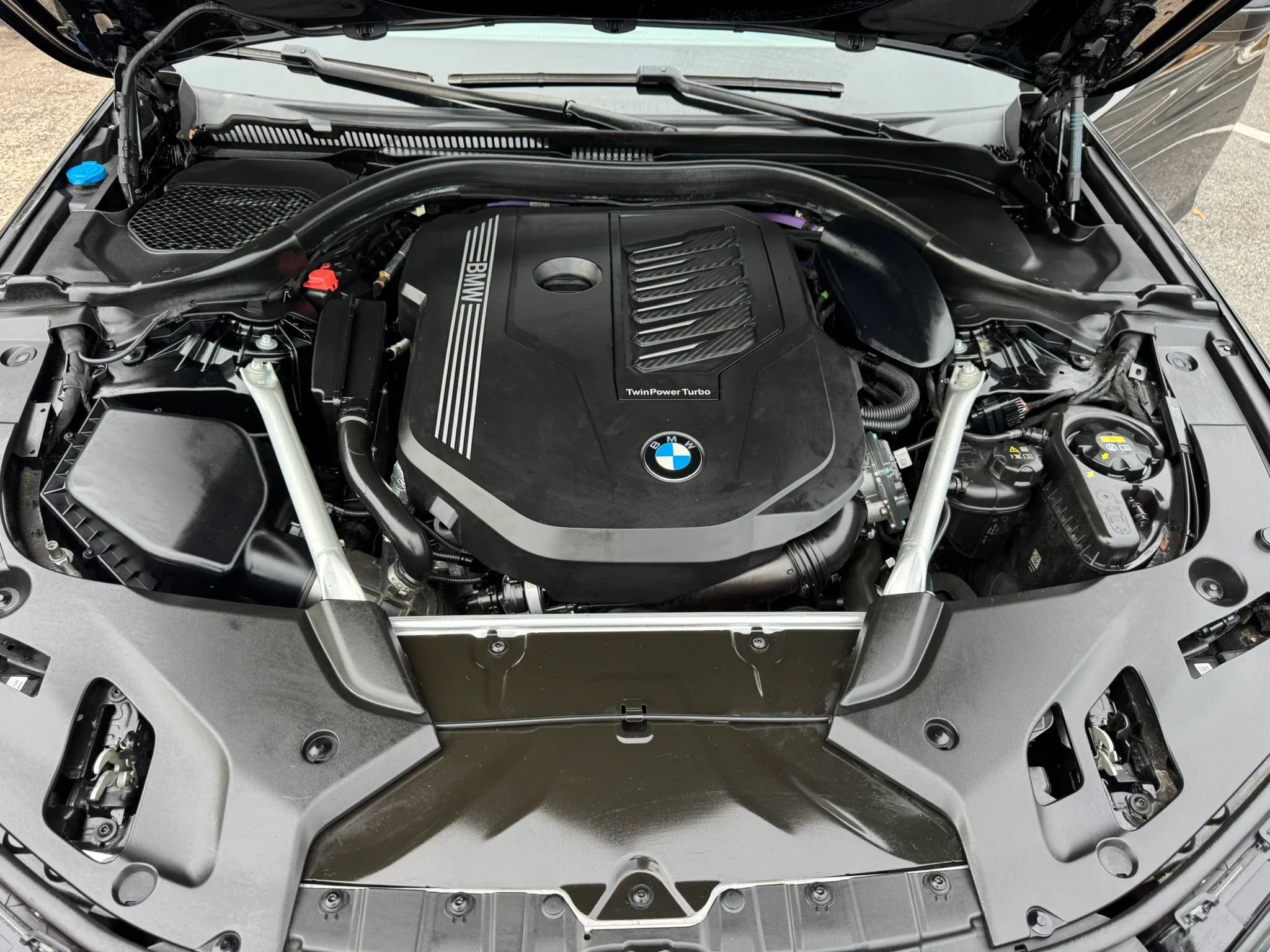 Used 2023 BMW 540i w/ M Sport Package RWD image 43