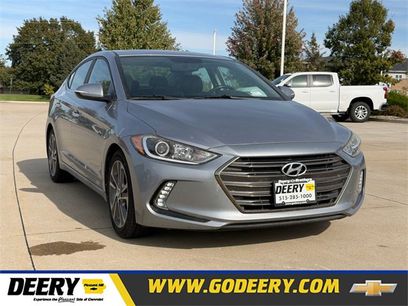 Used 2017 Hyundai Elantra Limited w/ Limited Tech Package 04