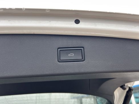 Used 2024 Volkswagen Tiguan Wolfsburg Edition image 8