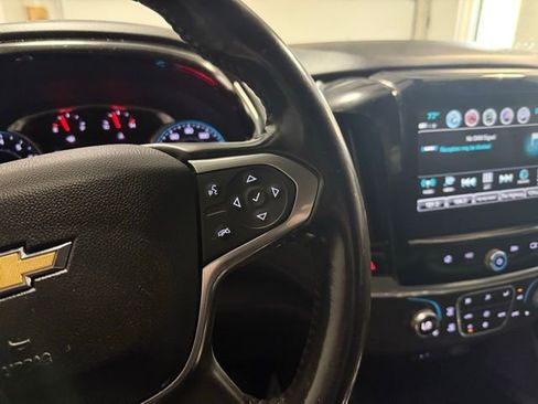 Used 2019 Chevrolet Traverse LT image 15