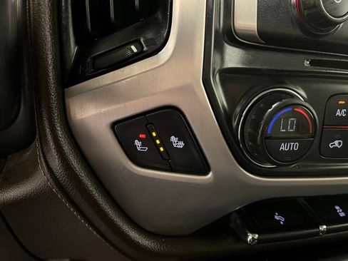 Used 2015 GMC Sierra 1500 SLT w/ SLT Preferred Package AWD/4WD image 34