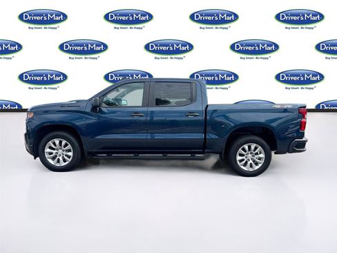 Used 2021 Chevrolet Silverado 1500 Custom w/ LPO, Dark Essentials Package AWD/4WD image 4