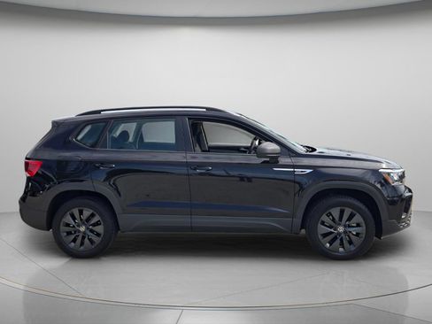 Certified 2024 Volkswagen Taos S FWD image 4