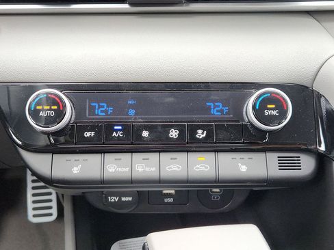 New 2026 Hyundai Elantra SEL Sport Premium FWD image 14