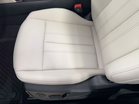 New 2025 Audi Q5 Premium image 13