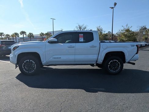 New 2026 Toyota Tacoma SR image 7