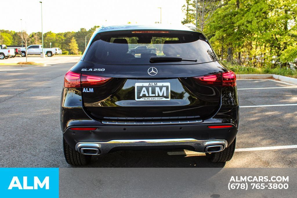 Used 2025 Mercedes-Benz GLA 250 image 10