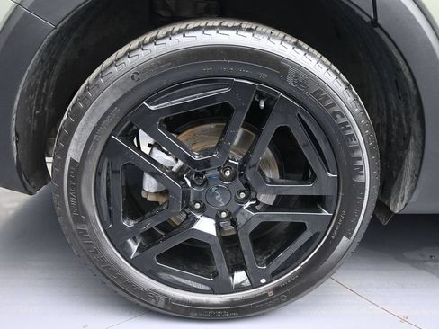 Certified 2025 Kia Telluride SX Prestige X-Line AWD/4WD image 12