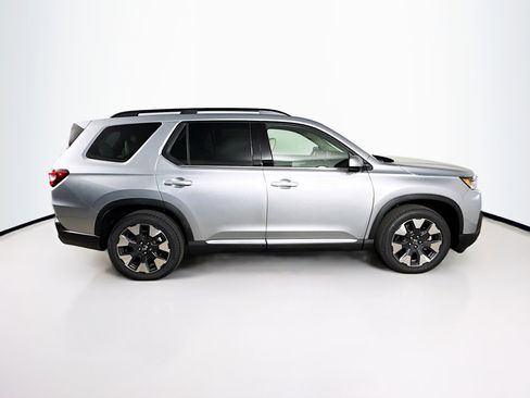 New 2026 Honda Pilot Elite image 2
