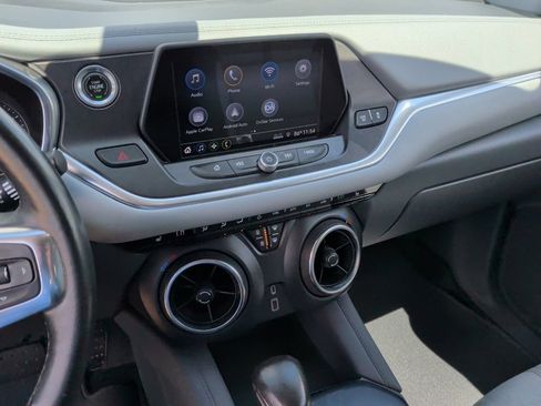 Used 2019 Chevrolet Blazer LT FWD image 21