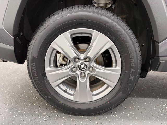 Certified 2025 Toyota RAV4 XLE AWD/4WD image 21