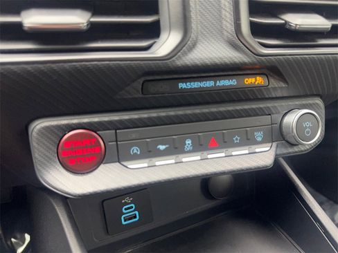 Used 2025 Ford Mustang Coupe image 60