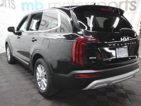 Used 2022 Kia Telluride LX image 4