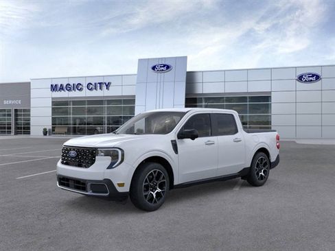 New 2025 Ford Maverick Lariat w/ 4K Tow Package image 1