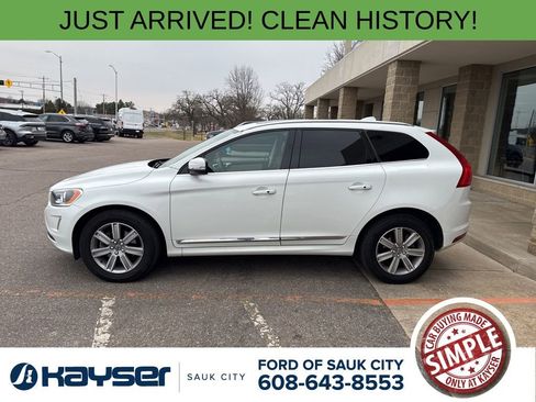 Used 2016 Volvo XC60 T6 w/ Proximity Package image 1