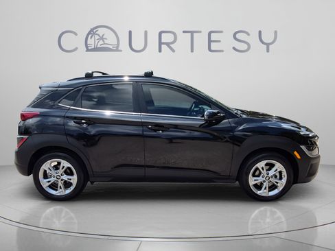 Certified 2022 Hyundai Kona SEL FWD image 6