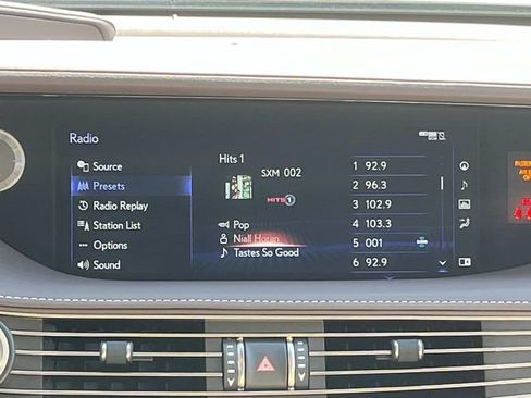 Used 2019 Lexus LS 500 w/ Interior Upgrade Package RWD image 15
