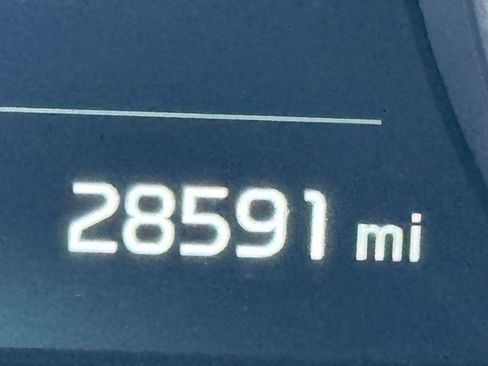 Used 2021 Kia Niro EX image 10