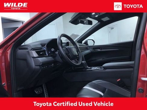 Certified 2025 Toyota Camry SE image 2