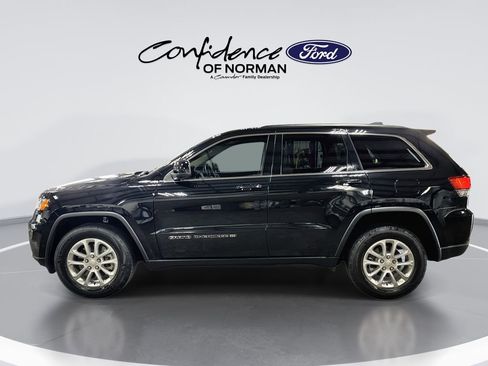 Used 2022 Jeep Grand Cherokee Laredo E w/ Security & Convenience Group AWD/4WD image 5