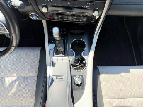 Used 2022 Lexus RX 450h AWD w/ Special Edition image 22
