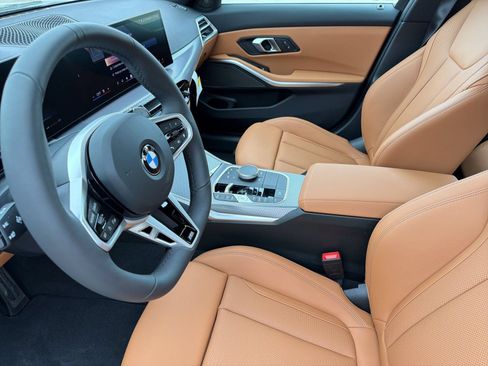 Used 2026 BMW 330i Sedan w/ M Sport Package RWD image 5