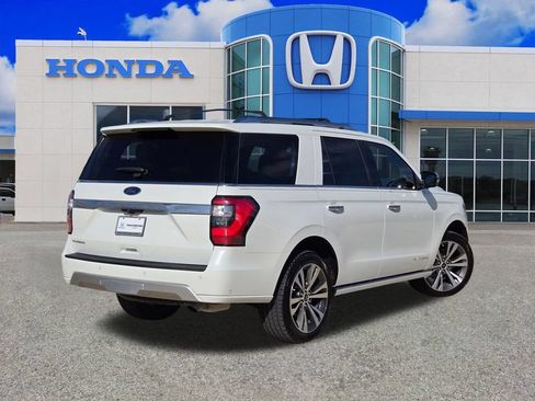 Used 2021 Ford Expedition Platinum RWD image 3