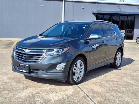 Used 2019 Chevrolet Equinox Premier FWD image 3