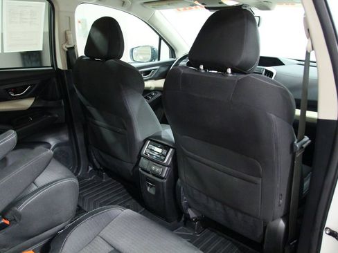 Used 2020 Subaru Ascent Premium w/ Convenience Package AWD/4WD image 22