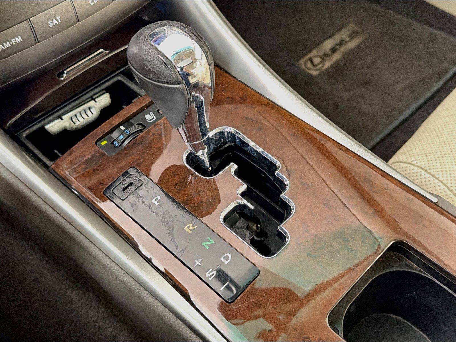 Used 2012 Lexus IS 250 w/ Premium Pkg Value Edition RWD image 16