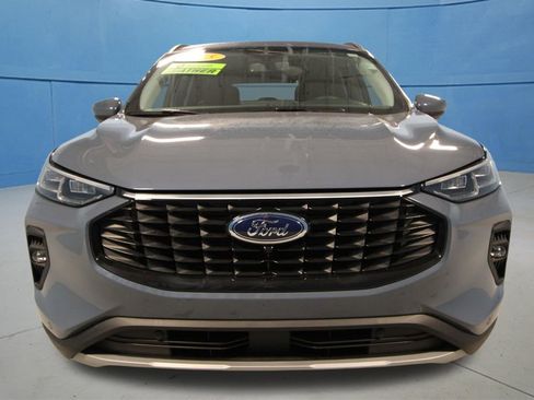 Used 2025 Ford Escape SE w/ PHEV Premium Package FWD image 30