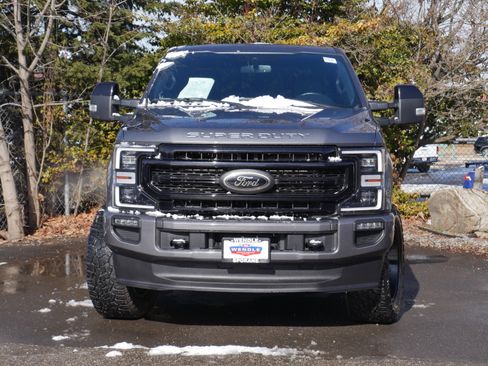 Certified 2022 Ford F250 Lariat w/ Black Appearance Package image 35