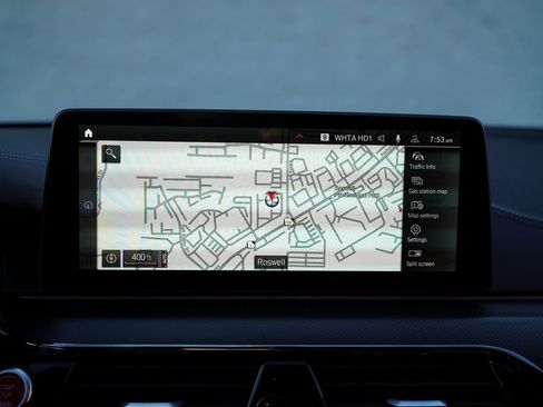 Used 2023 BMW M5 image 32