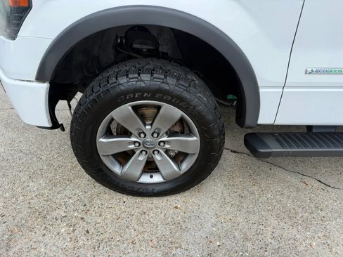 Used 2013 Ford F150 FX4 w/ Luxury Equipment Group AWD/4WD image 12
