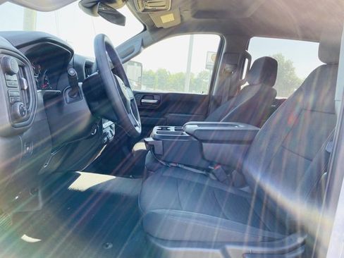 New 2025 Chevrolet Silverado 2500 Custom image 26