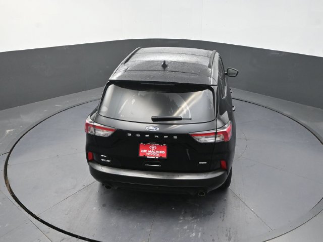 Used 2021 Ford Escape SE w/ SE Sport Appearance Package FWD image 28