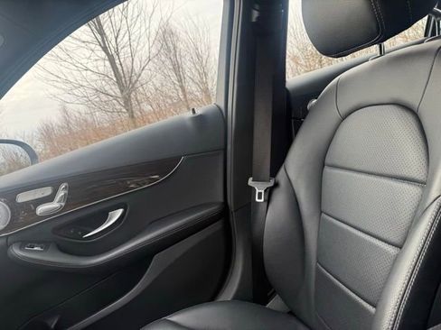 Used 2021 Mercedes-Benz C 300 4MATIC Sedan image 28