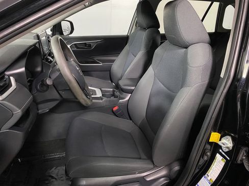 Used 2019 Toyota RAV4 LE w/ All Weather Liner Package AWD/4WD image 10
